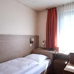 Eisbach Hotel 3*